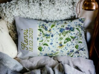 Babykissen "Hortensie blau" personalisiert