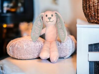 Schnuffeltier Hase rosa zur Geburt mit Namen