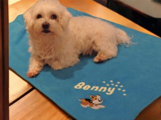 Hundedecke Kuscheldecke für Hunde mit Namen und Motiv bestickt personalisiert in verschiedenen Grössen