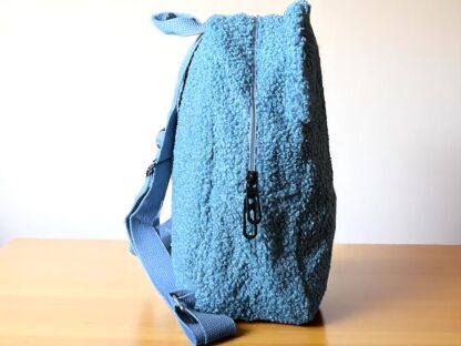 Kinderrucksack blau Plüsch personalisiert – Bild 4