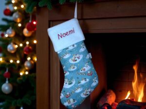 Nikolausstiefel mit Namen bestickt