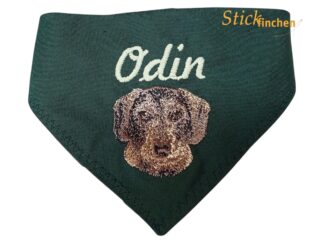 Hundehalstuch mit Namen und Motiv bestickt - handgemacht von Stickfinchen
