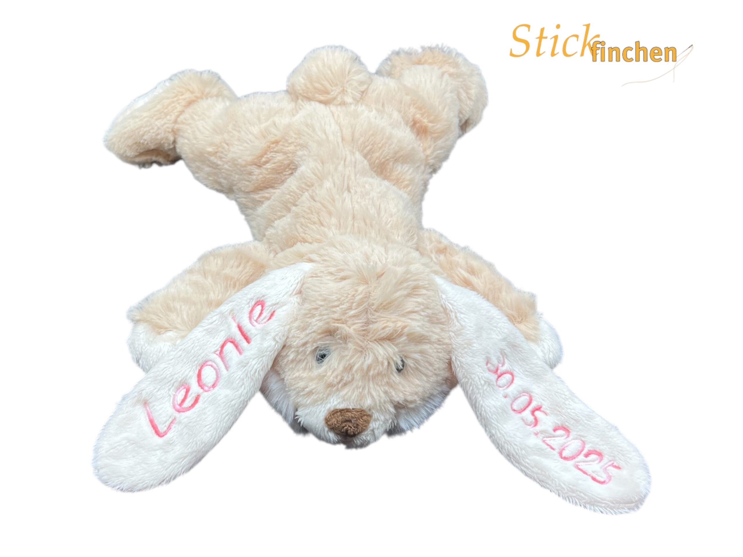 Kuscheltier Hase Kaninchen mit Namen und Datum bestickt von Stickfinchen