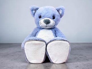 Kuscheltier Katze mit Namen und Datum bestickt