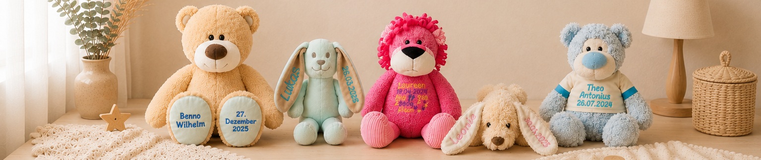 Kuscheltiere mit Namen bestickt von Stickfinchen Personalisierte Kuscheltiere mit Namen und Geburtsdaten von Stickfinchen im Kinderzimmer