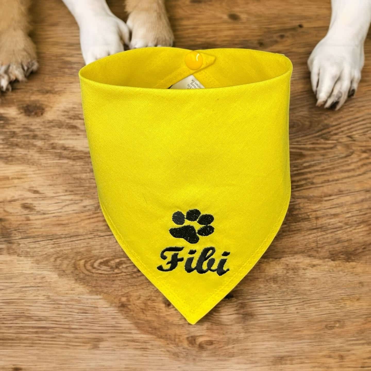 Hundehalstuch mit Knopfverschluss