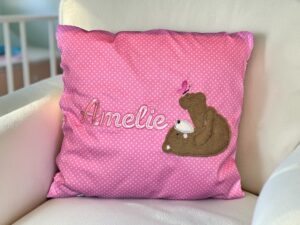 Kuschelkissen mit Namen in vielen verschiedenen Farben